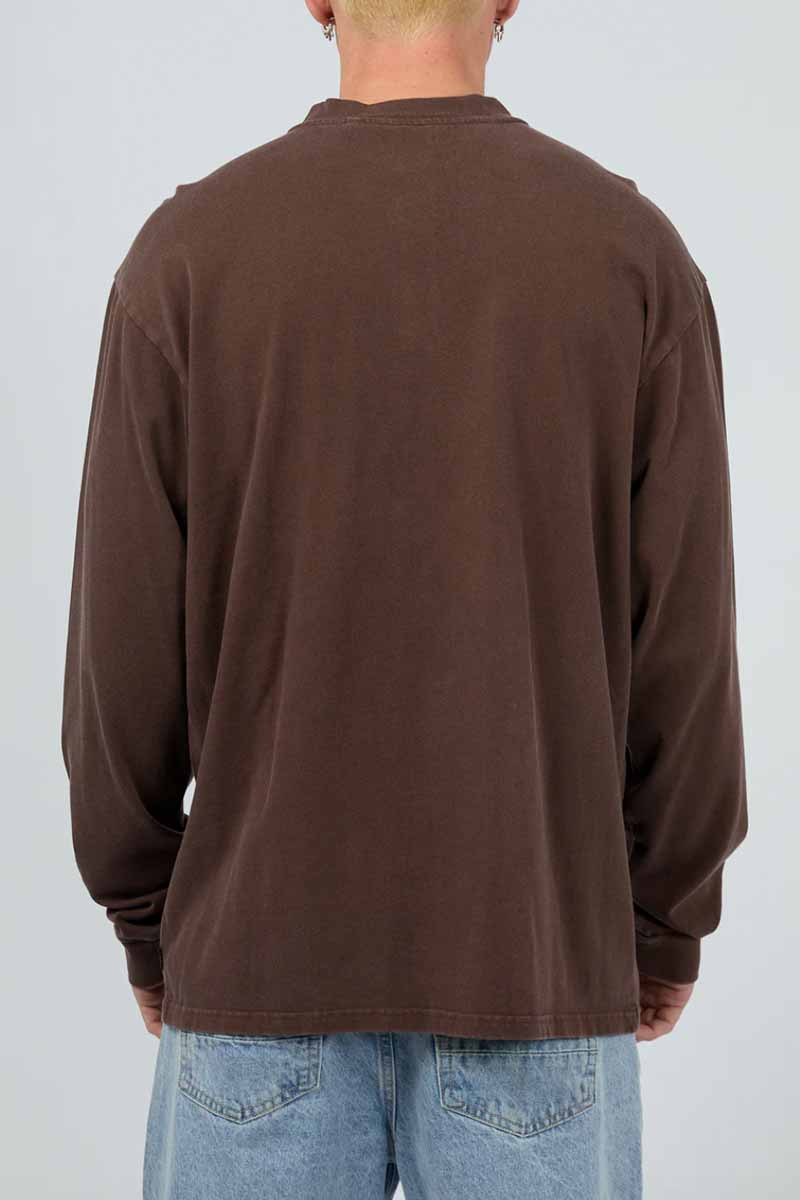 SILENT THEORY Henley LS Top - Chocolate